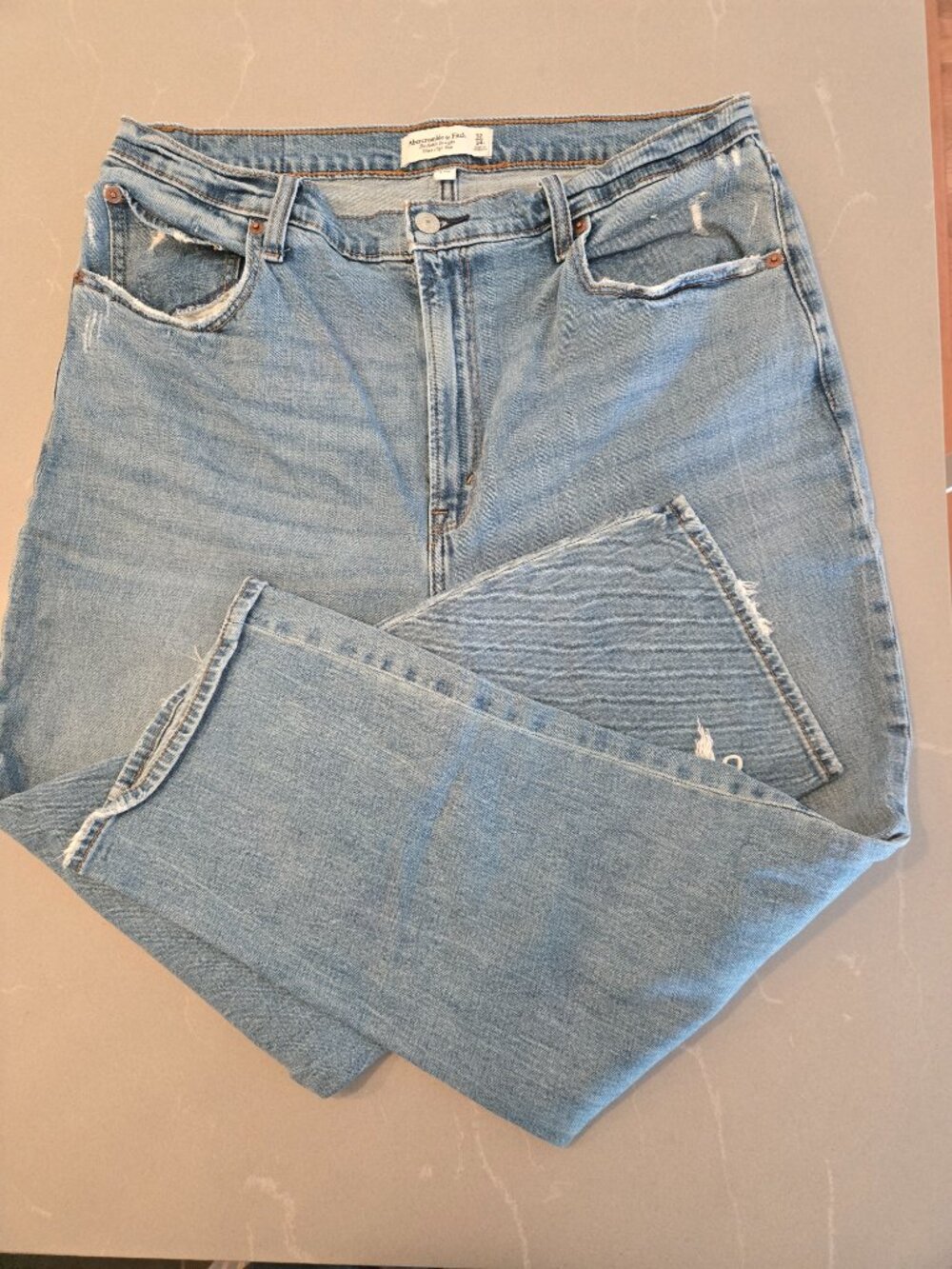 Abercrombie & Fitch Curve Love Ultra High Rise Ankle Straight Jean 32/14 - Picture 2 of 4